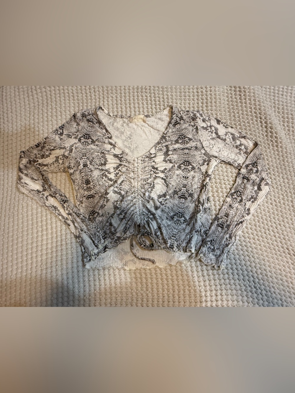 Altar'd State White and Gray Snake-Print Ruched Crop Top